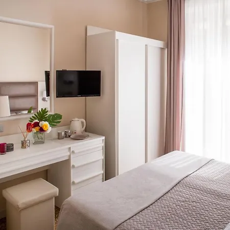 Mediterraneo Hotel