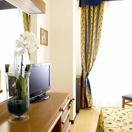 Mediterraneo 3*
