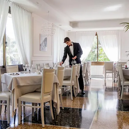 Mediterraneo Hotel
