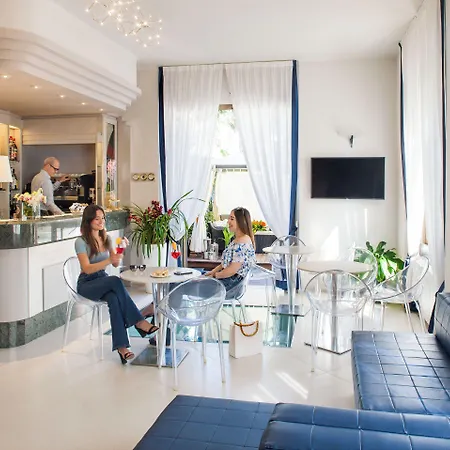 Hotel Mediterraneo 3*