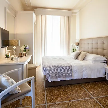 Hotel Mediterraneo Laigueglia