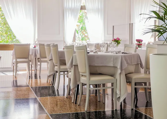 Hotel Mediterraneo 3*